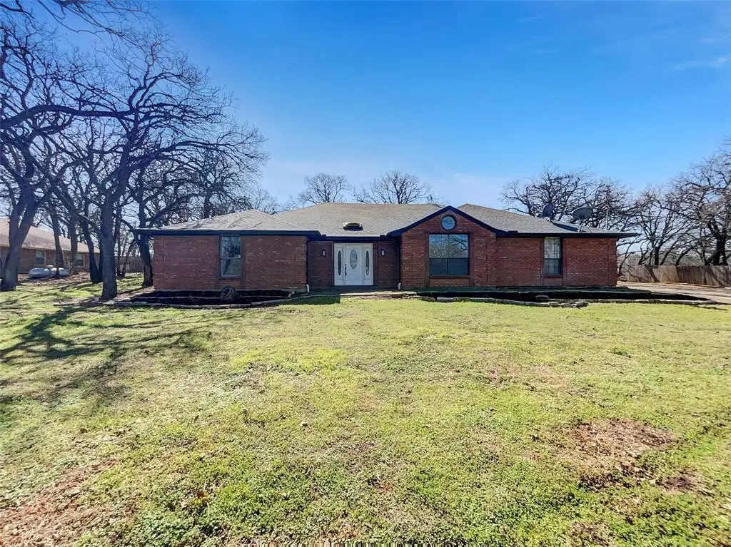Burleson, TX 76028,316 Diamond Lane