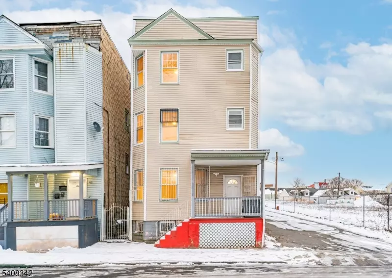 Newark City, NJ 07103,528 S 13Th St Apt 1