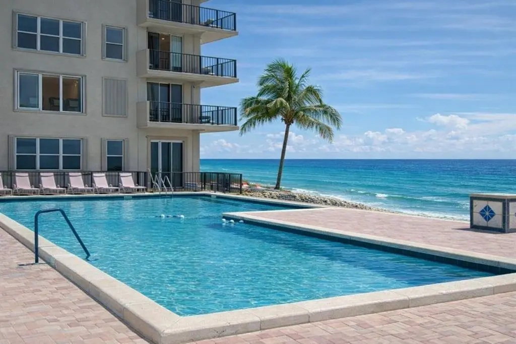 Hillsboro Beach, FL 33062,1147 Hillsboro Mile #506