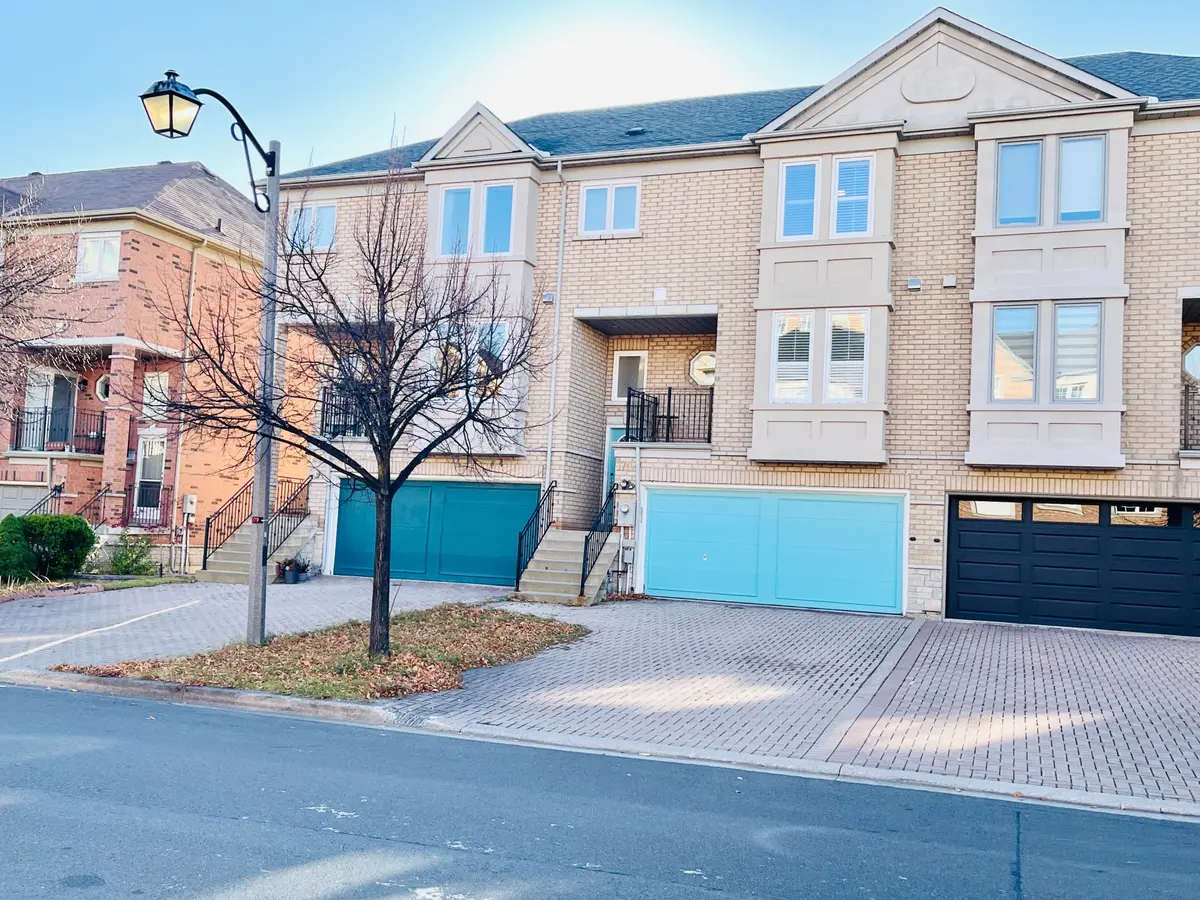 Markham, ON L3T 7T5,179 Leitchcroft CRES