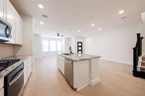 Rowlett, TX 75088,2112 Naples Drive