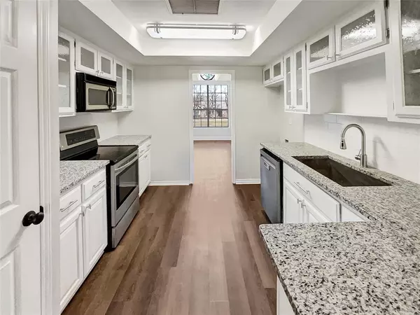 Burleson, TX 76028,316 Diamond Lane