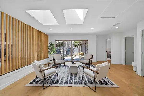 Trophy Club, TX 76262,250 Oak Hill Drive