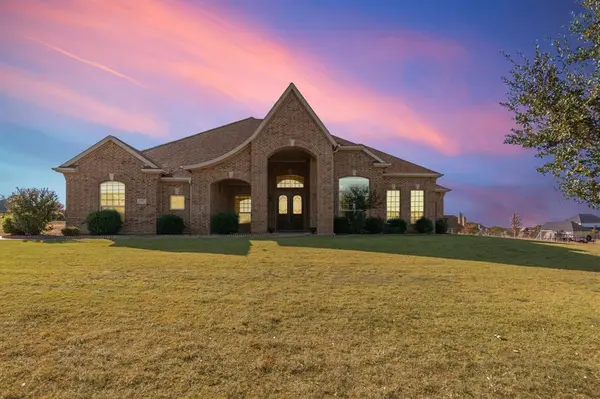 235 BearClaw Circle, Aledo, TX 76008