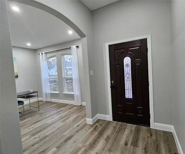 Kaufman, TX 75142,200 E 1st North Street