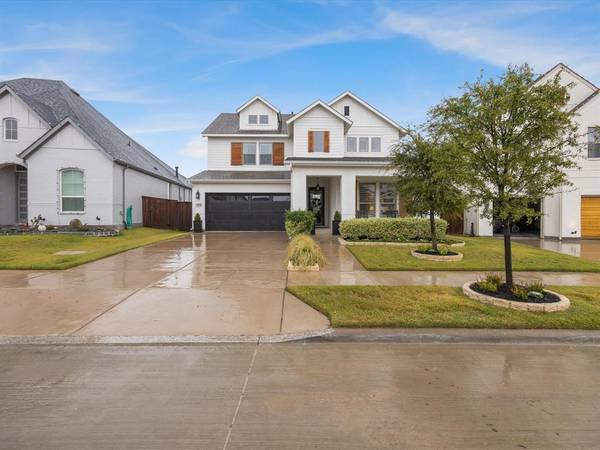 2325 Offerande Drive, Fort Worth, TX 76008