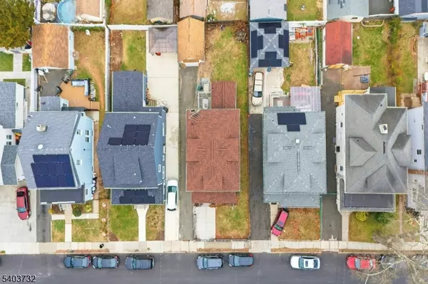 Hillside Twp., NJ 07205,39 Hollywood Ave