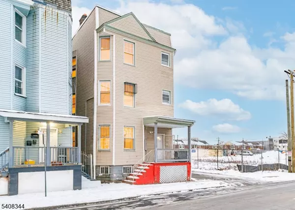 Newark City, NJ 07103,528 S 13Th St Apt 2