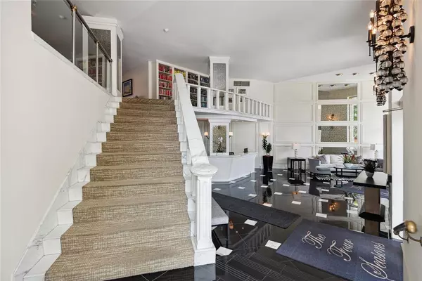 Fort Lauderdale, FL 33301,333 Sunset Dr #207