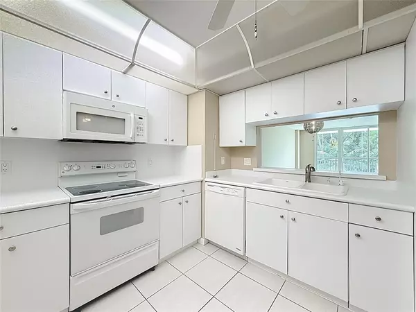 Hillsboro Beach, FL 33062,1147 Hillsboro Mile #506