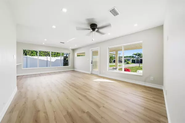 Oakland Park, FL 33334,4751 NE 4th Ave