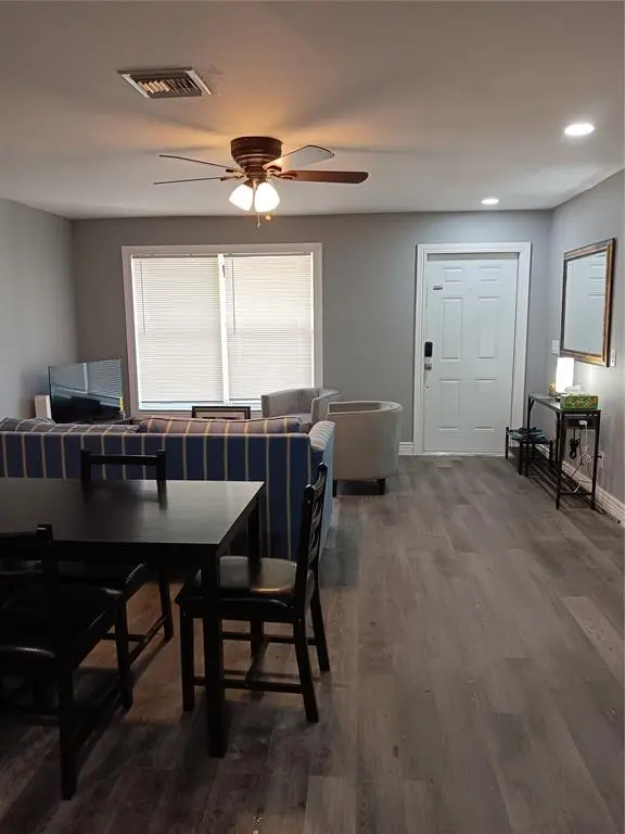 Cape Coral, FL 33990,516 SE 4th Ter #A