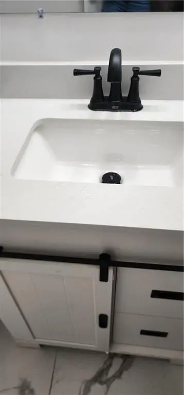 Hallandale Beach, FL 33009,900 SW 11th St #3