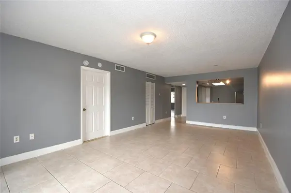 Pembroke Pines, FL 33025,231 SW 113th Way #231