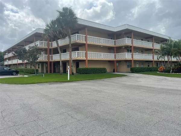 9818 Marinaa Blvd #1226, Boca Raton, FL 33428