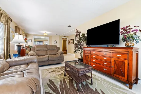 Deerfield Beach, FL 33064,120 NW 51st St