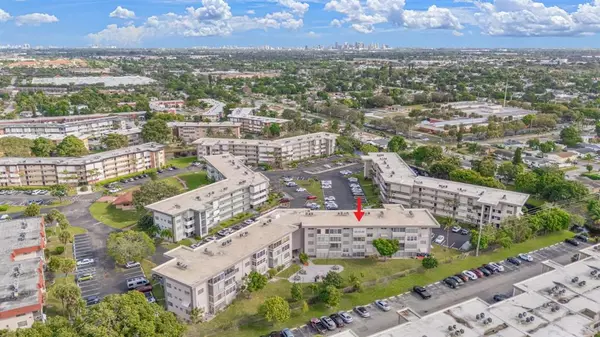 Lauderdale Lakes, FL 33313,2881 NW 47th Ter #103