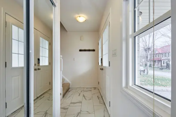 58 John W Taylor AVE, New Tecumseth, ON L9R 0E1