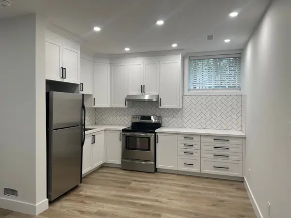 Georgina, ON L0E 1L0,49 Alexander BLVD #Bsmt