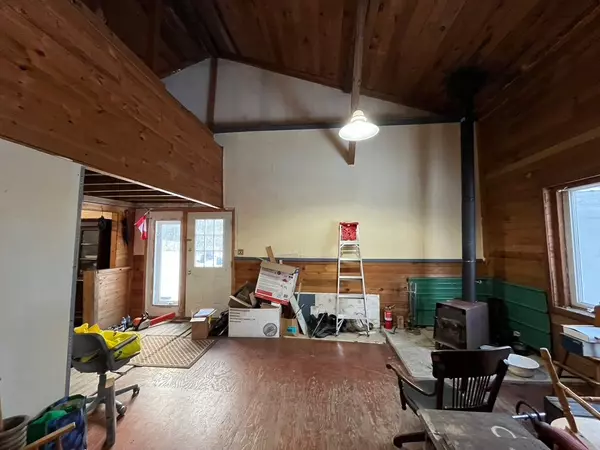 Addington Highlands, ON K0H 1L0,534 B Slate Falls RD