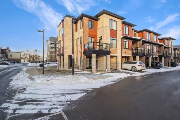 Hamilton, ON L8E 0K5,590 NORTH SERVICE RD #130