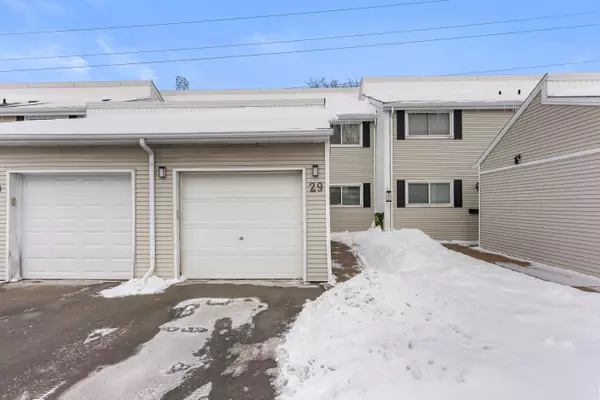 7001 Casey ST #29, Niagara Falls, ON L2J 3G6