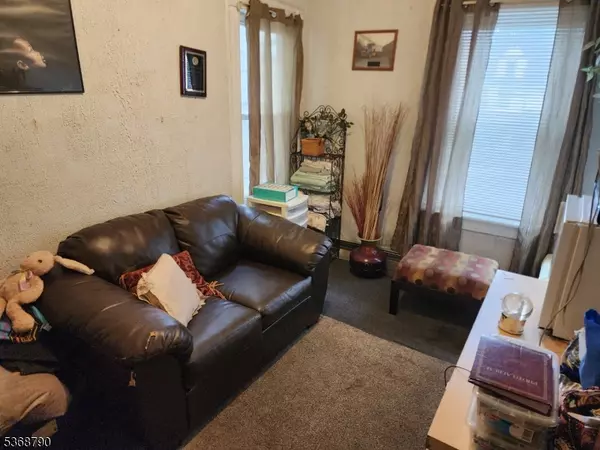 Paterson City, NJ 07514,632 Madison Ave