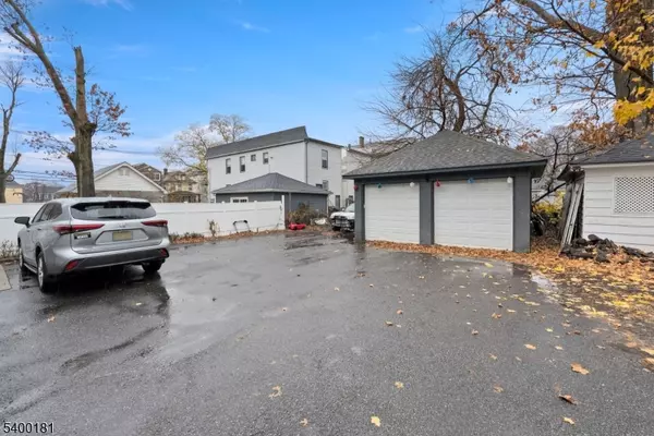 Elizabeth City, NJ 07208,263 Stiles St