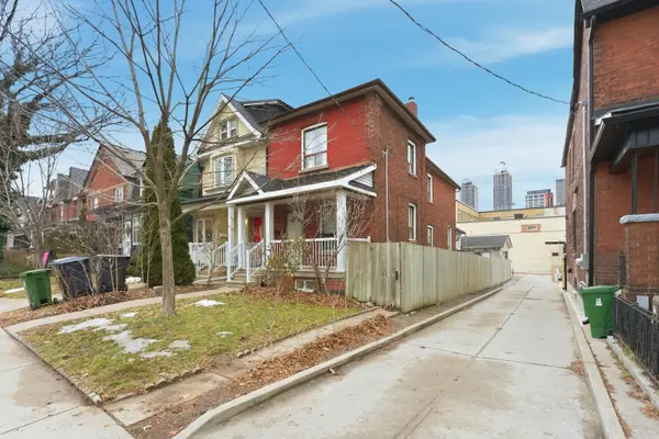 Toronto C01, ON M6H 1E8,20 Muir AVE