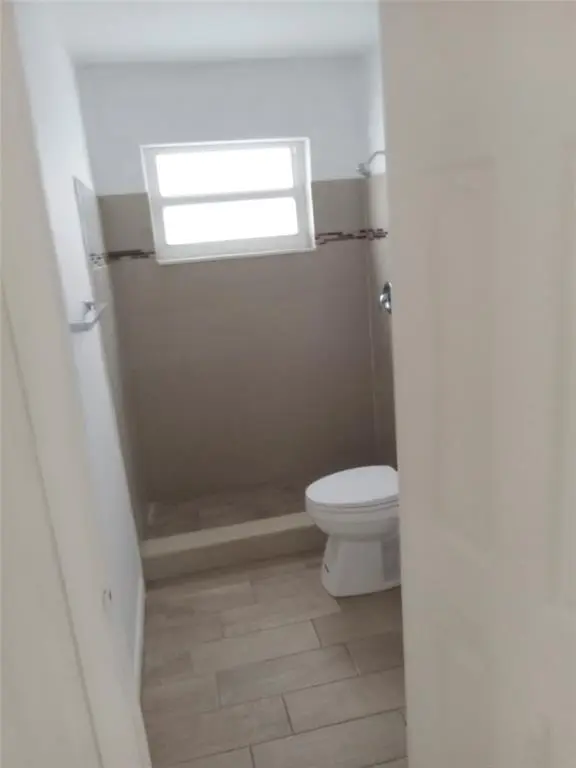 Lake Worth Beach, FL 33460,1805 Douglas St