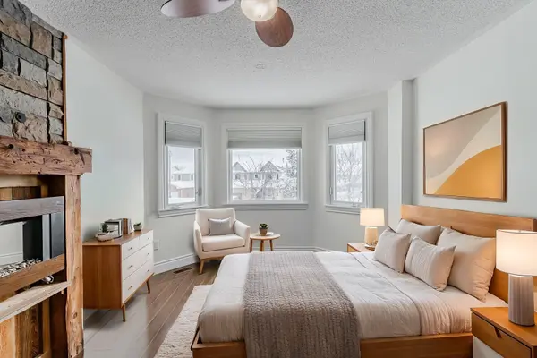 Barrie, ON L4N 7L8,62 O'Shaughnessy CRES