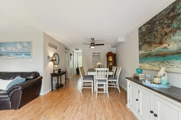 Halton Hills, ON L7G 4Y8,82 Lynden CIR