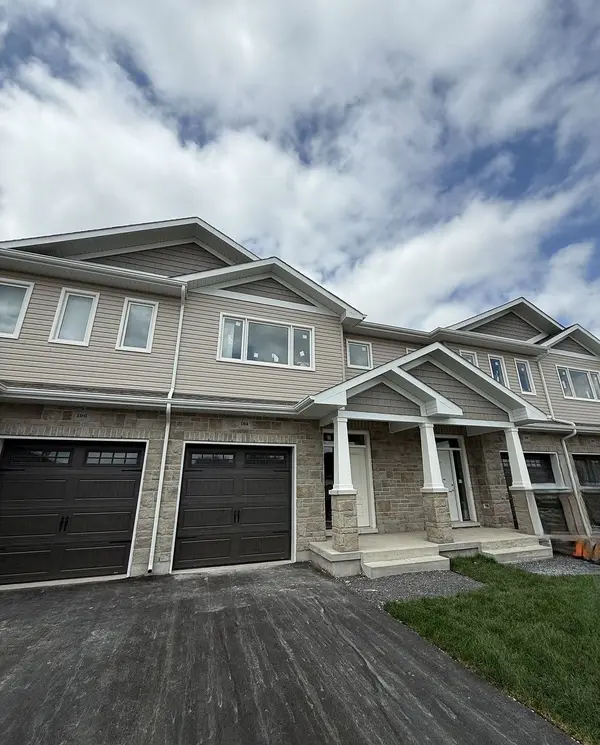 Greater Napanee, ON K7R 3X8,194 HERITAGE PARK DR