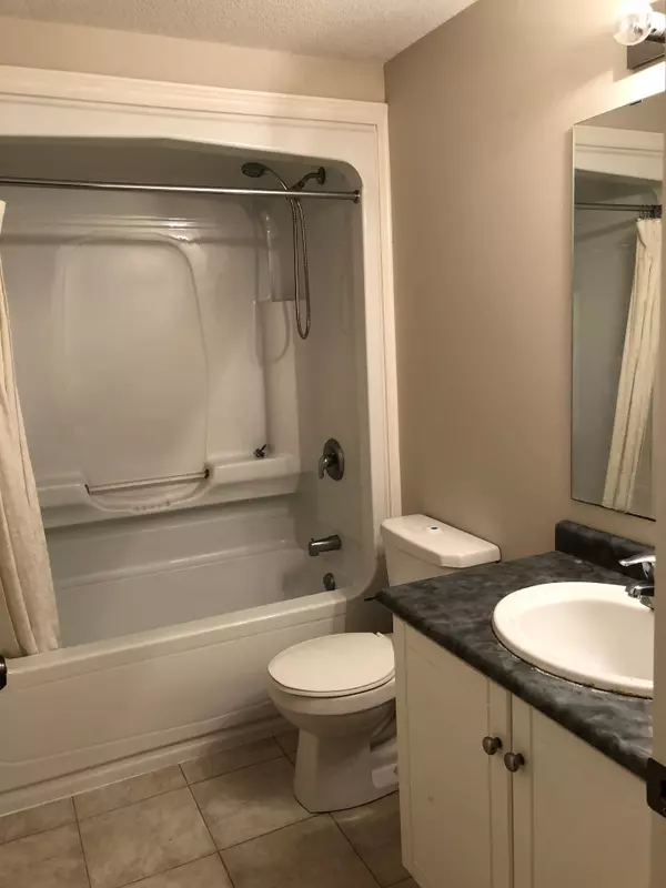 Guelph, ON N1L 1E5,361 Arkell RD #2