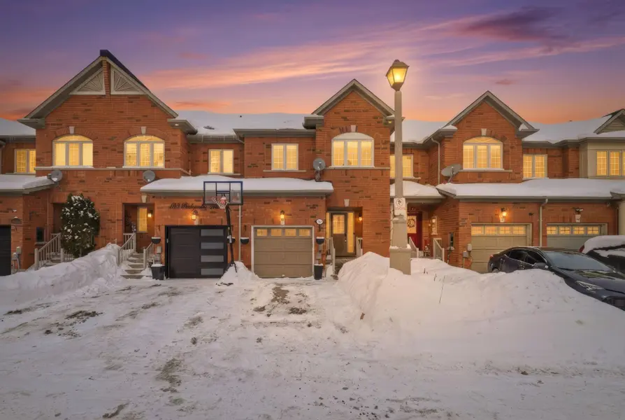 133 Rockgarden TRL, Brampton, ON L6R 3N2