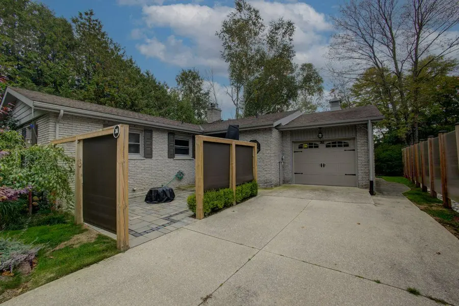 361 Tyendinaga DR, Saugeen Shores, ON N0H 2L0