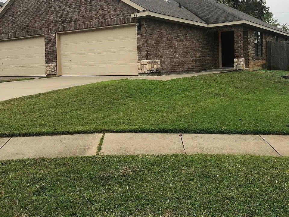 Hurst, TX 76053,821 Cullum Court