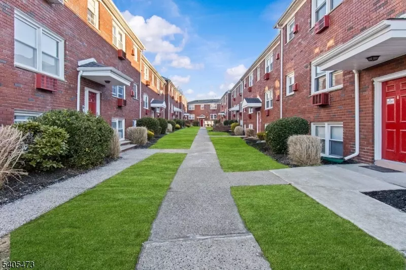 Belleville Twp., NJ 07109,476 Joralemon Street #A-4