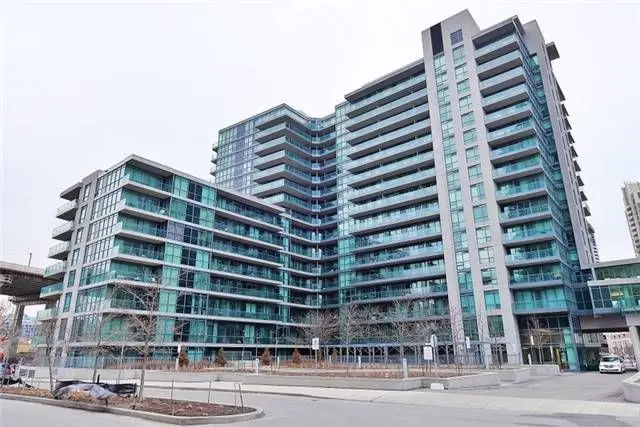 Toronto C01, ON M5V 4A1,209 Fort York BLVD #1171