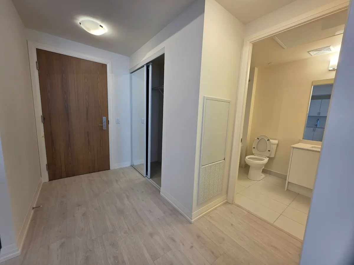 Vaughan, ON L4K 2M9,27 KORDA Gate #2106