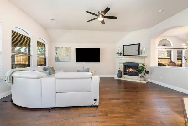 Roanoke, TX 76262,1003 Brighton Street