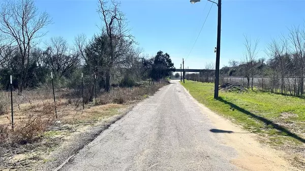 Dallas, TX 75215,5412 Railroad Avenue