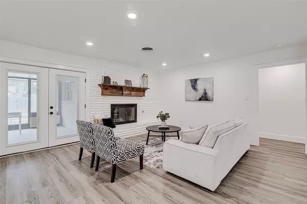 Fort Worth, TX 76133,5804 Wimbleton Way