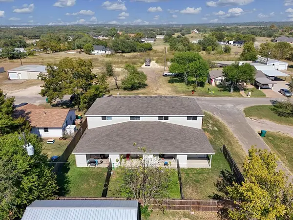 Gatesville, TX 76528,106 Bluebonnet Street #4