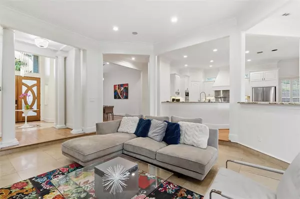 Dallas, TX 75208,1404 Sylvan Avenue