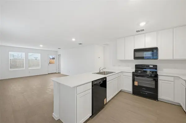 Sherman, TX 75090,3918 Selawik Street