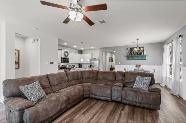 Van Alstyne, TX 75495,401 Evans Drive