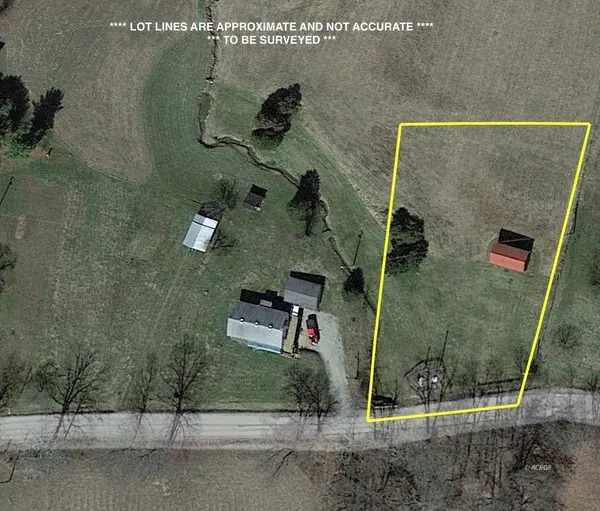 E Clinton St, Albany, OH 45710