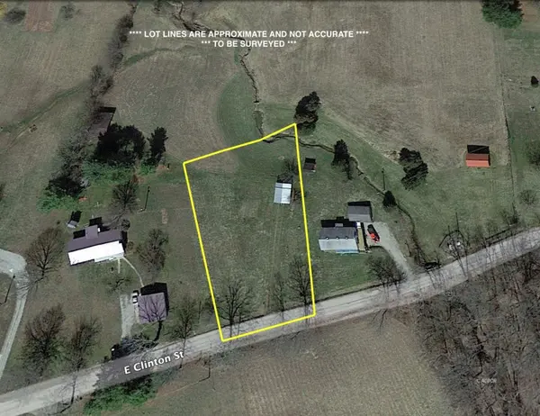 E Clinton St, Albany, OH 45710