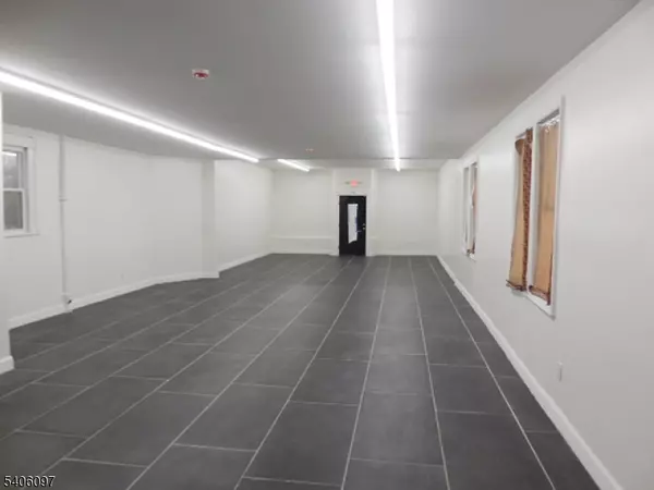 Paterson City, NJ 07524,207 E 15Th St